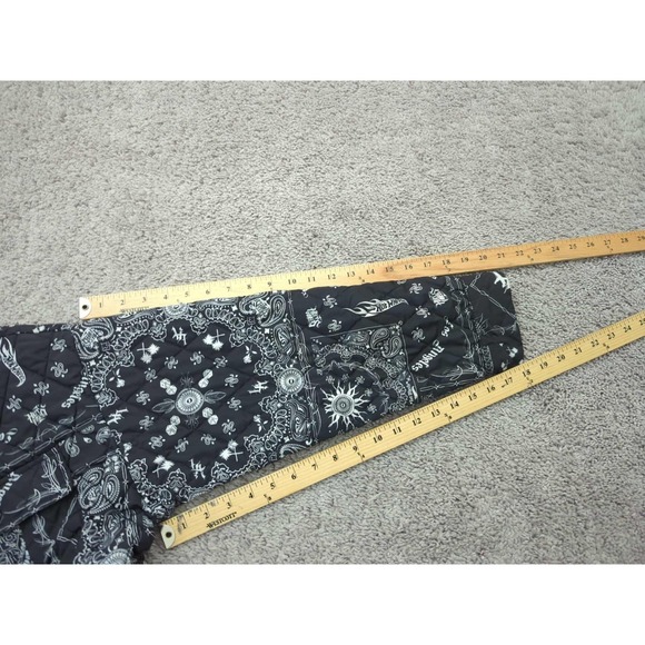 Forever 21 X Hot Wheels Jacket Mens L Black Paisley Bandana Quilted Racing - Picture 4 of 7